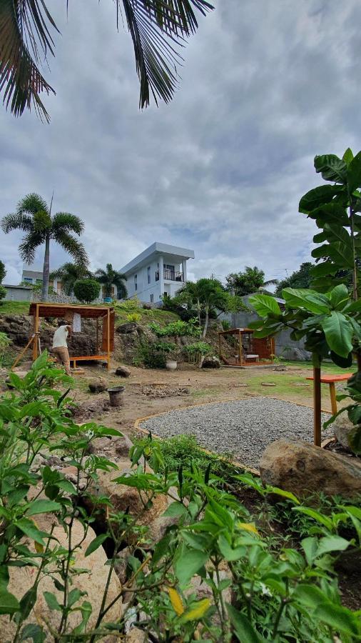 A Villas Resort & Restaurant Zamboanguita  Exteriör bild
