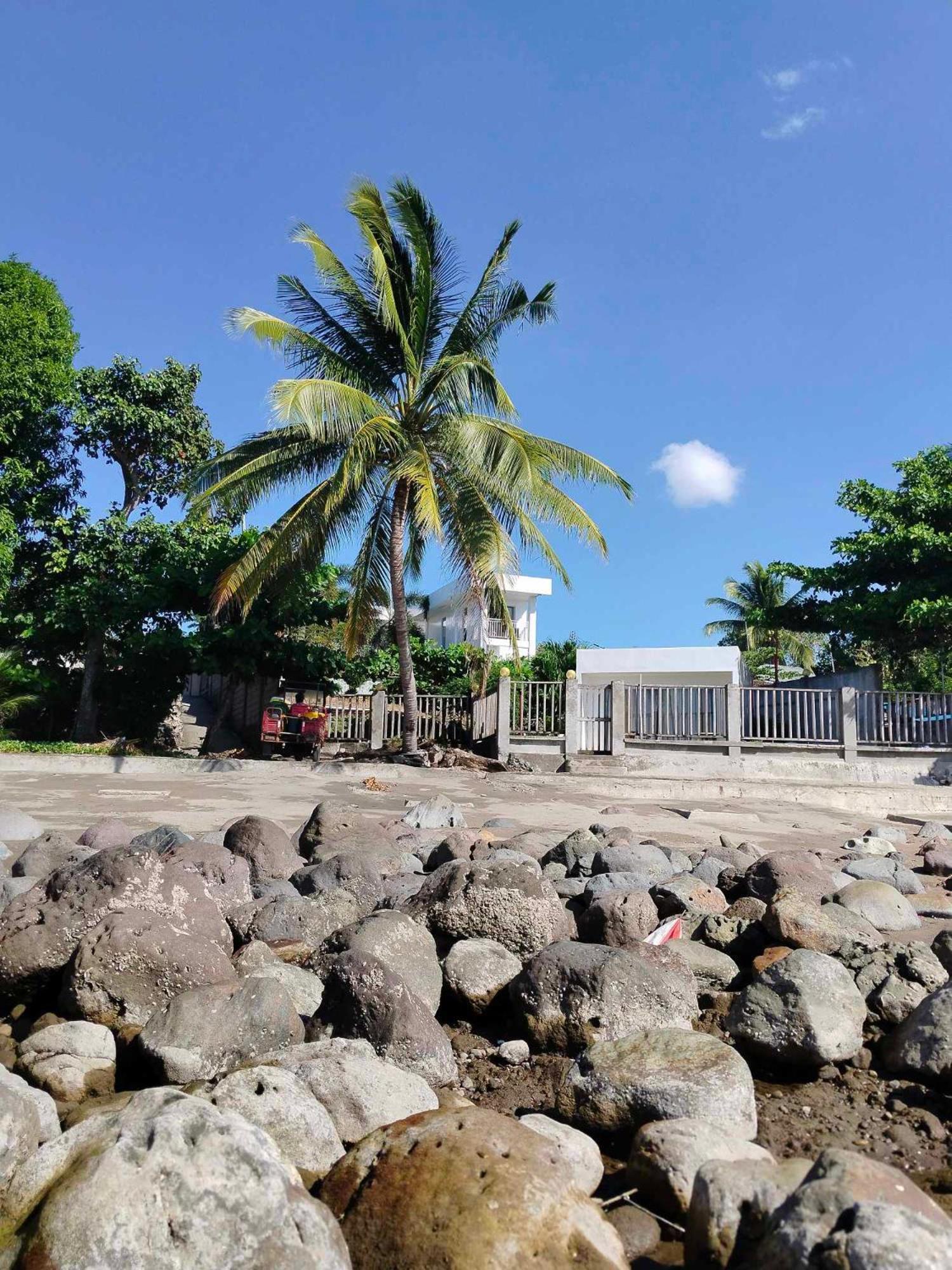 A Villas Resort & Restaurant Zamboanguita  Exteriör bild